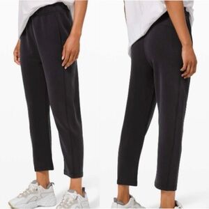 Lululemon With‎ Ease Mid-Rise 7/8 Black Pant